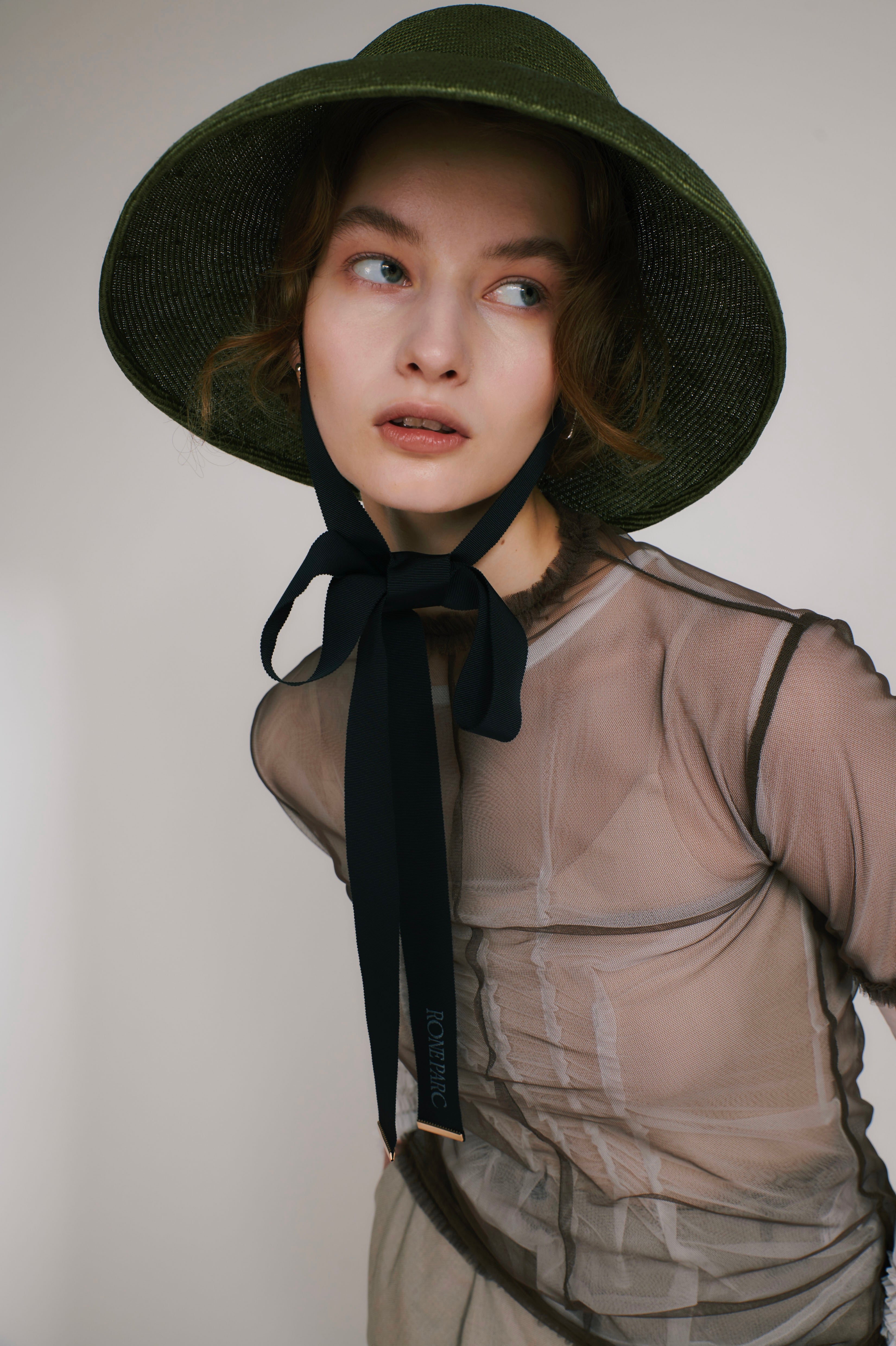 Twist HAT (grass)