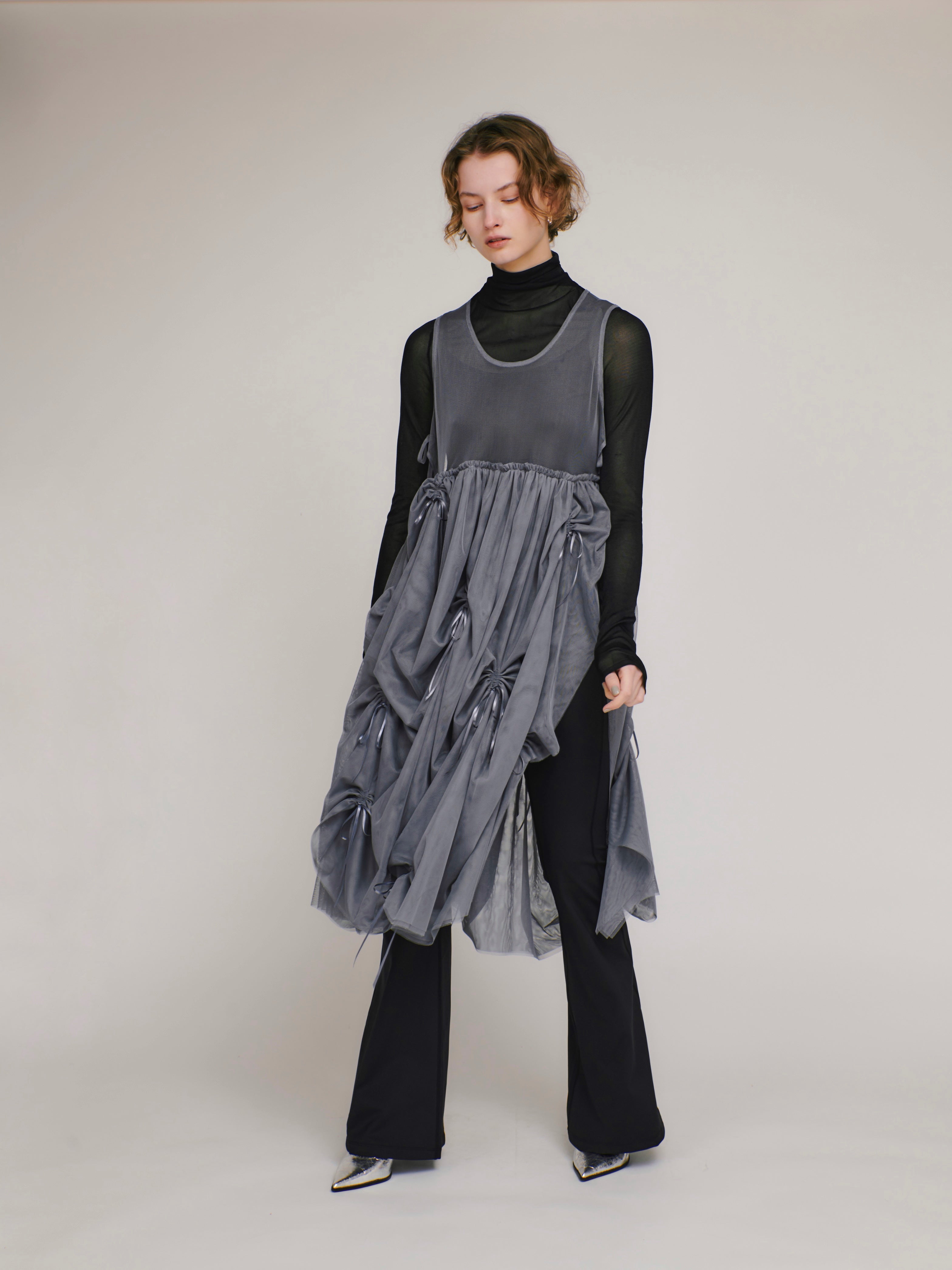 Tulle ribbon dress (gray)