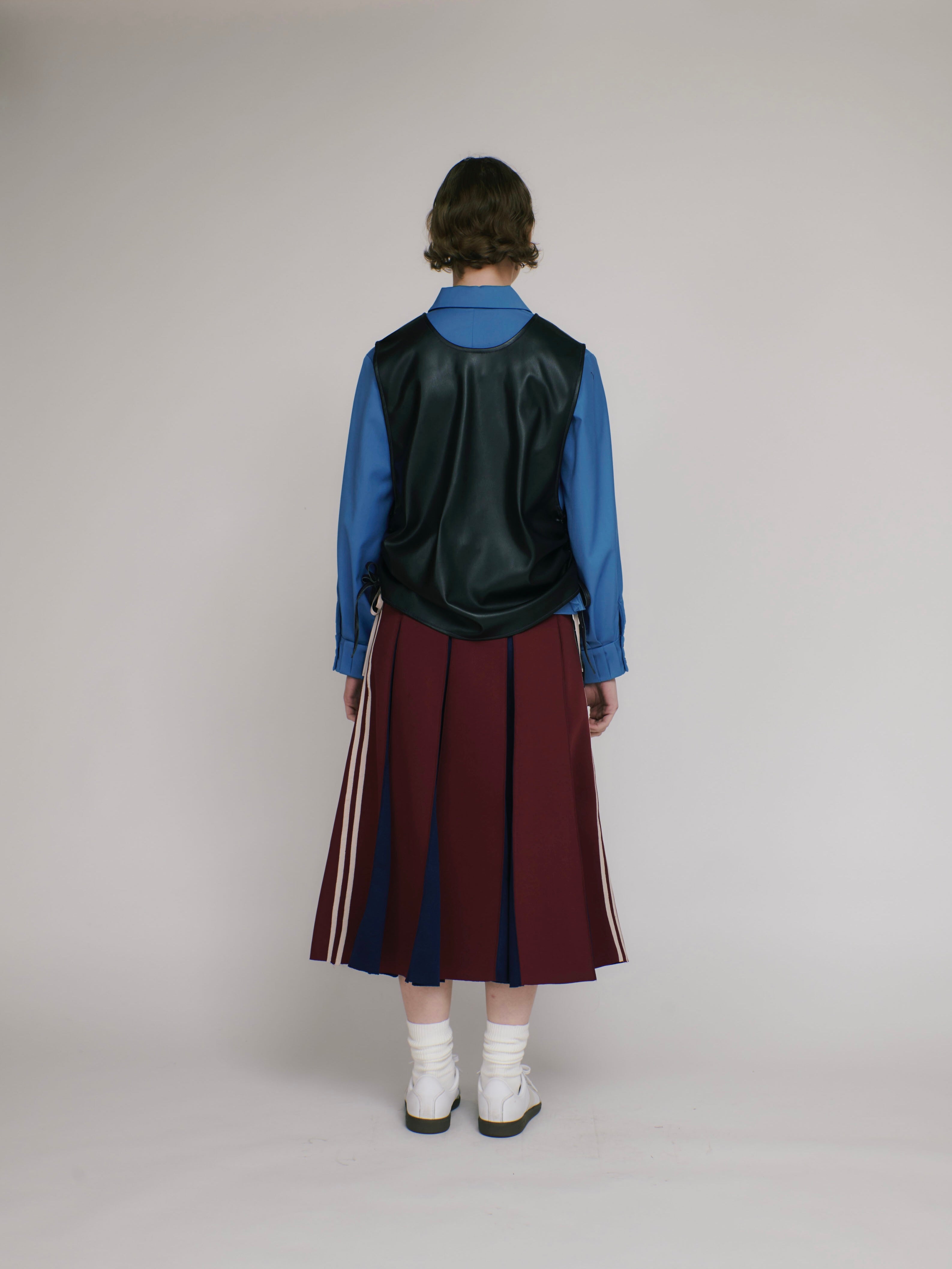 Shirring leather vest
