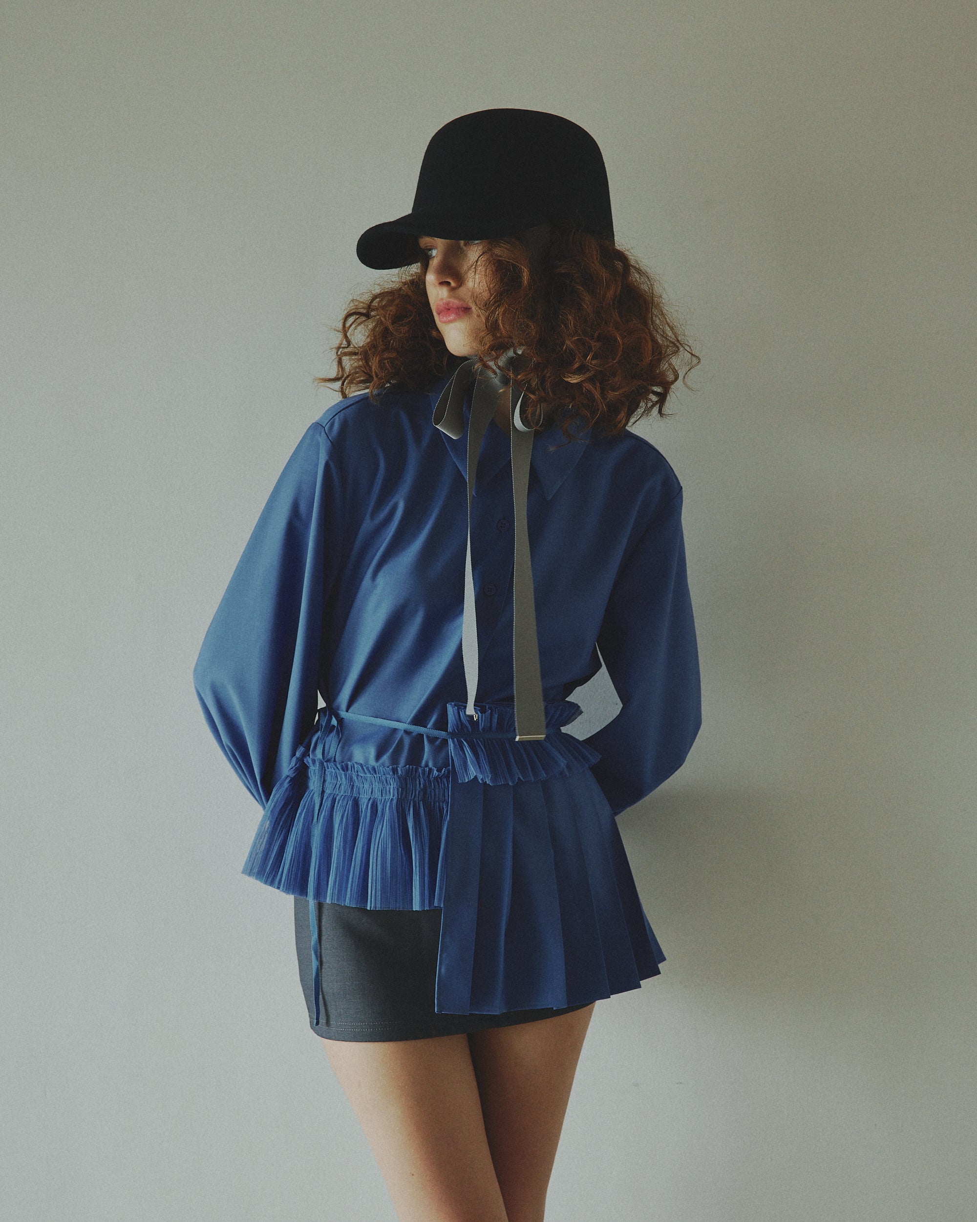 Asymmetry pleats shirt (blue)