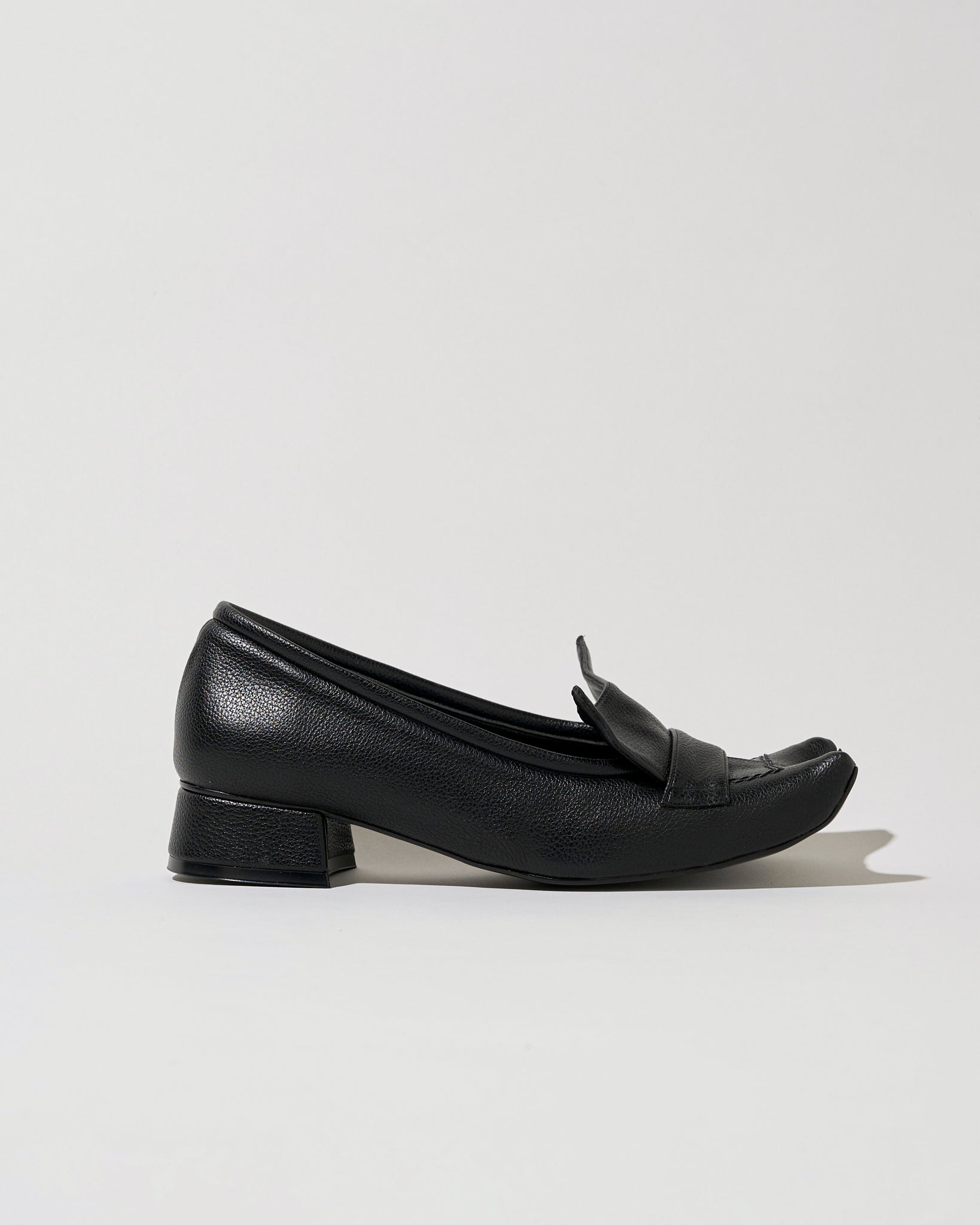 PAULA CANOVAS DEL VAS】/TORO MOCCASIN (black)