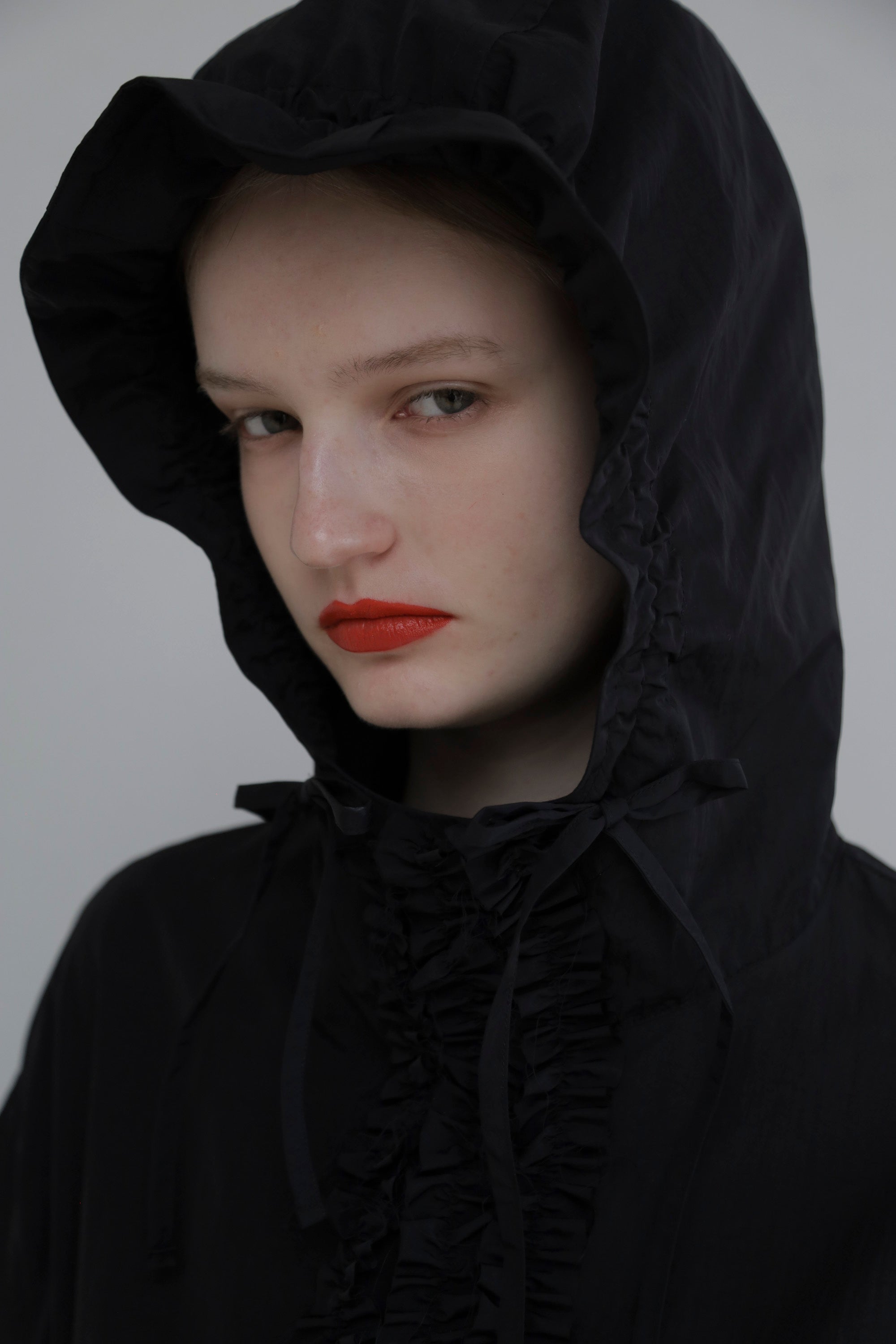 Frill nylon blouson (black)