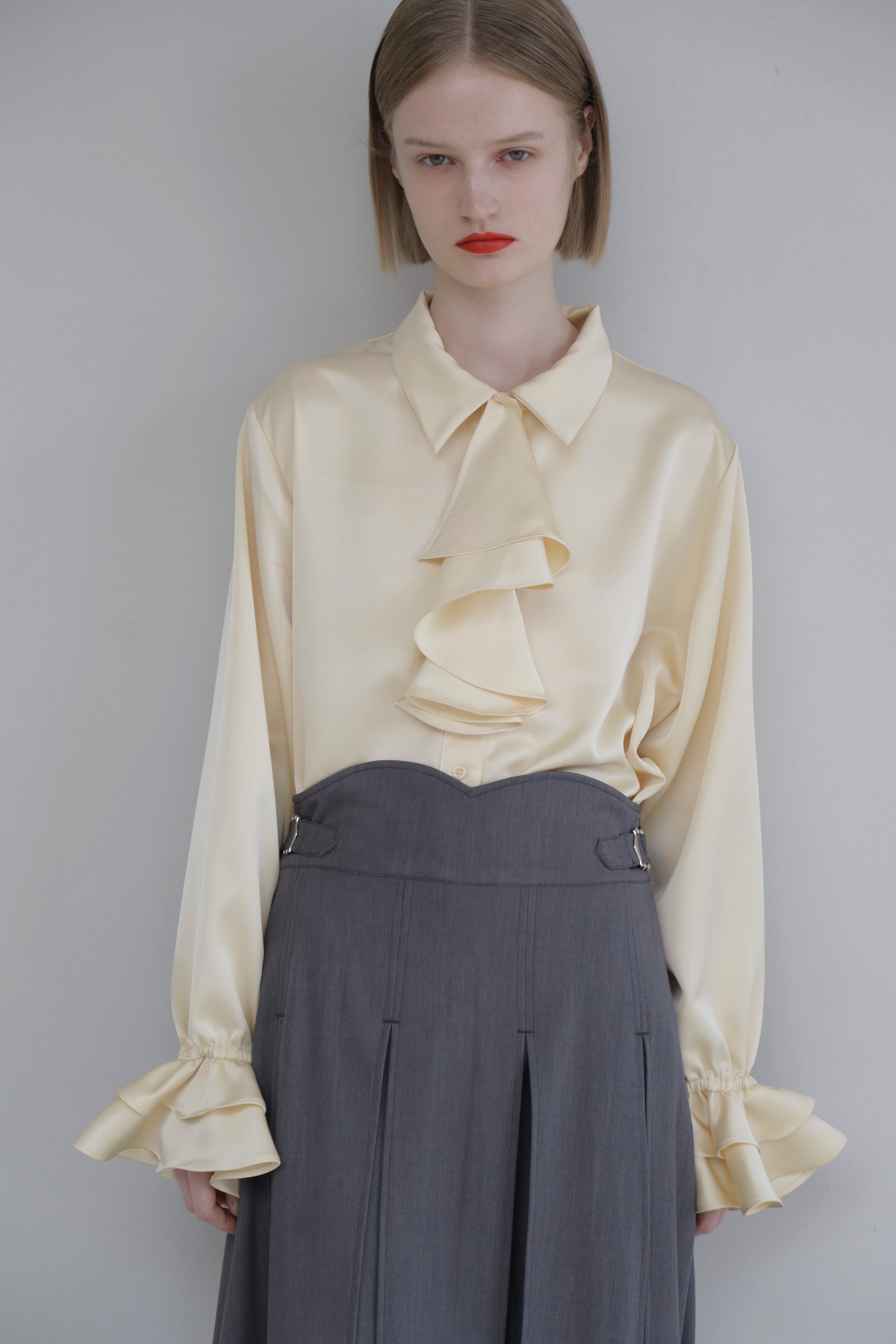 2way ruffle shirt (butter yellow)