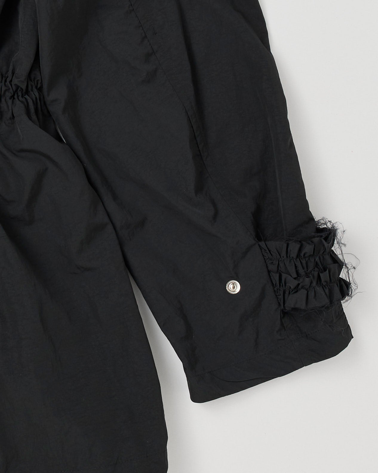 Frill nylon blouson (black)