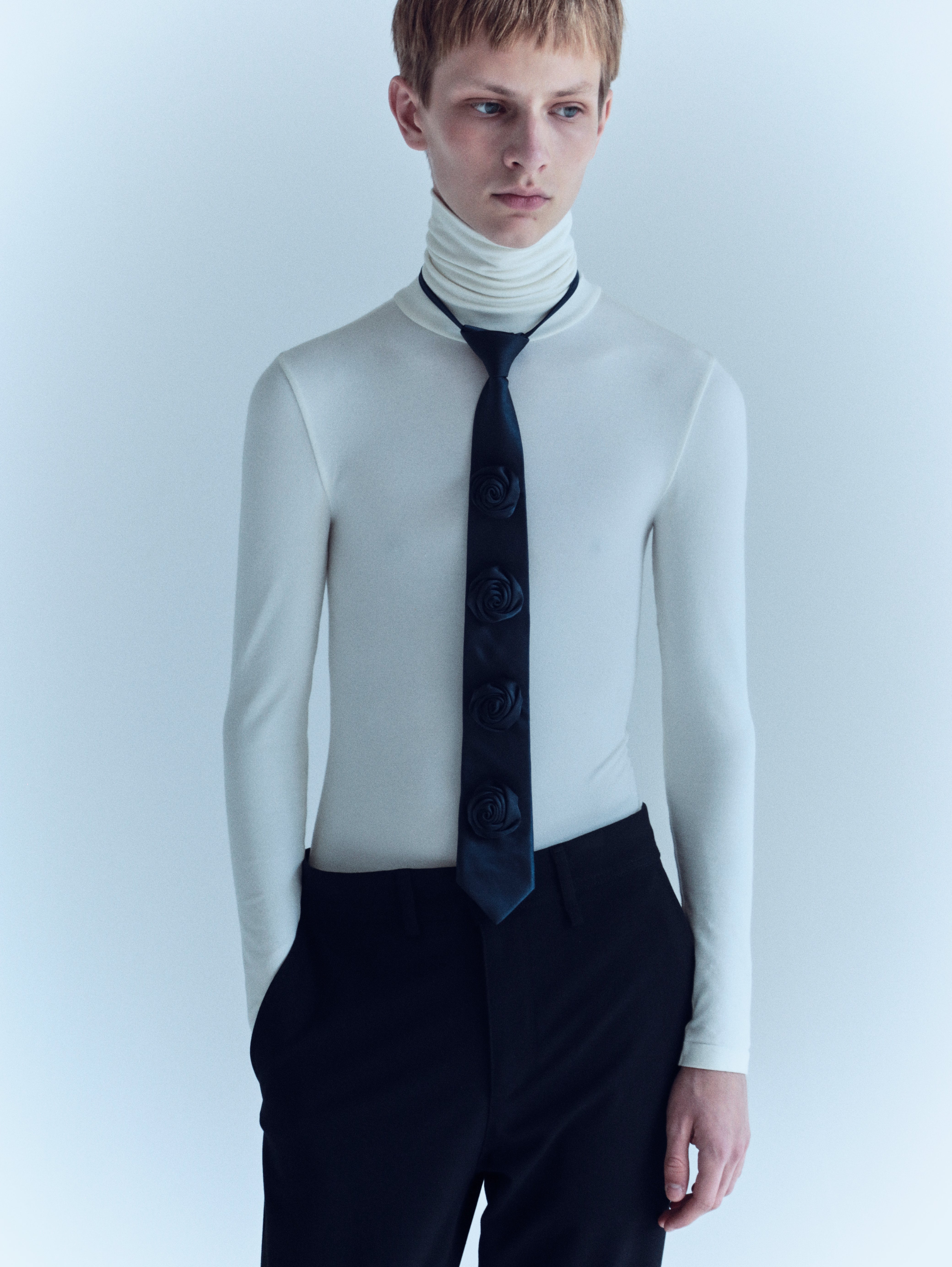 Rose rope tie (navy)