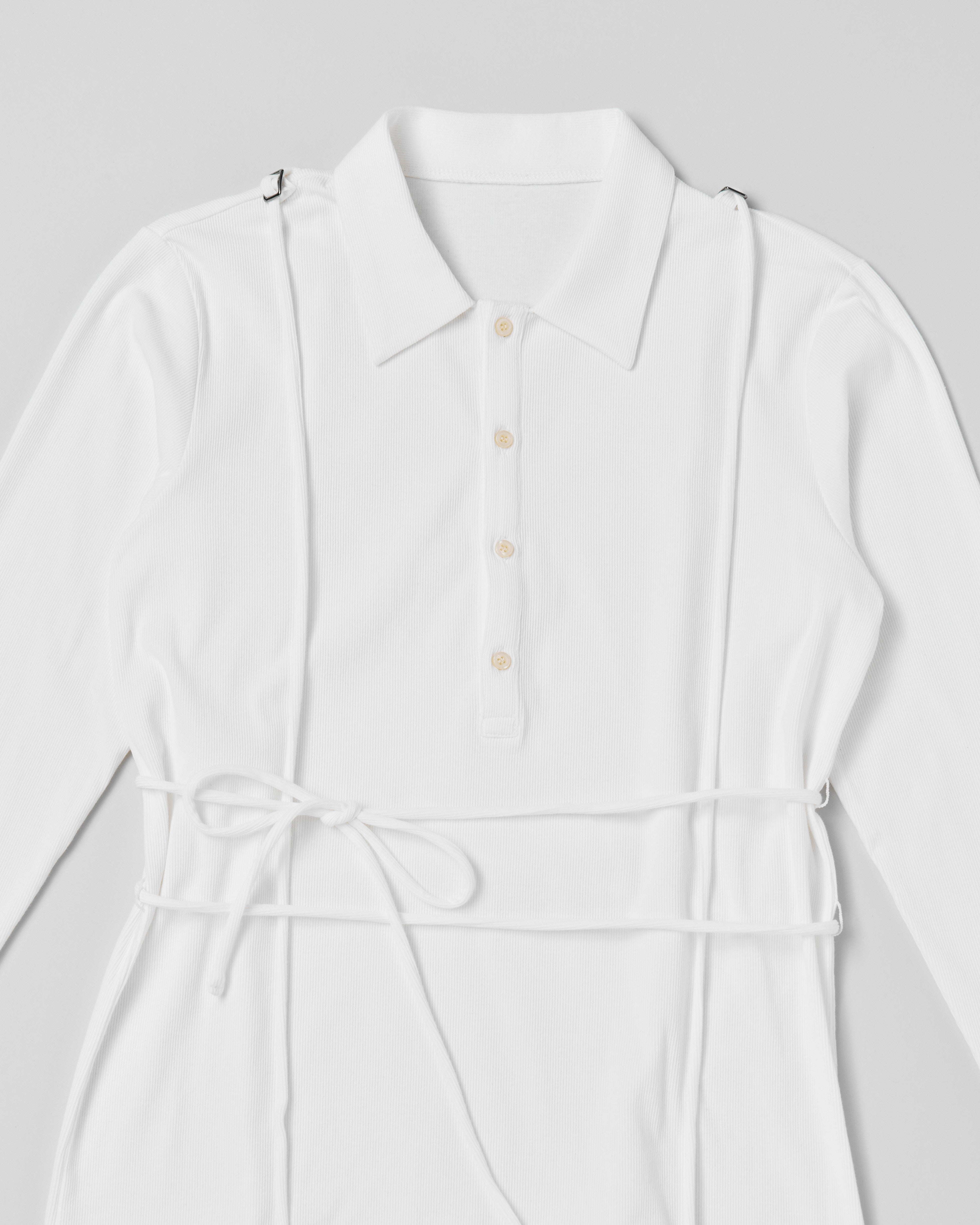 Lace-up polo shirt (white)