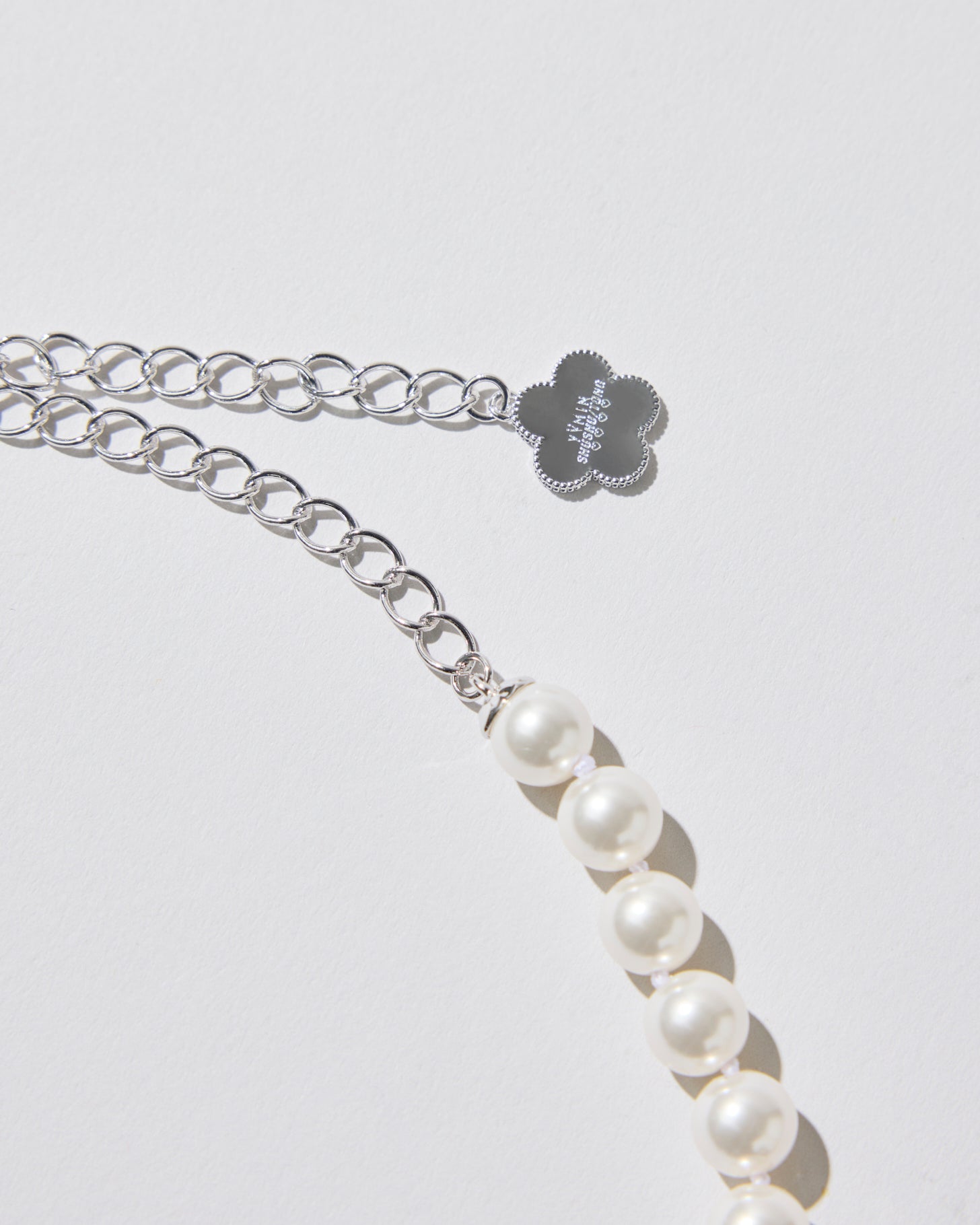 Tin Foil Bow Pearl Necklace