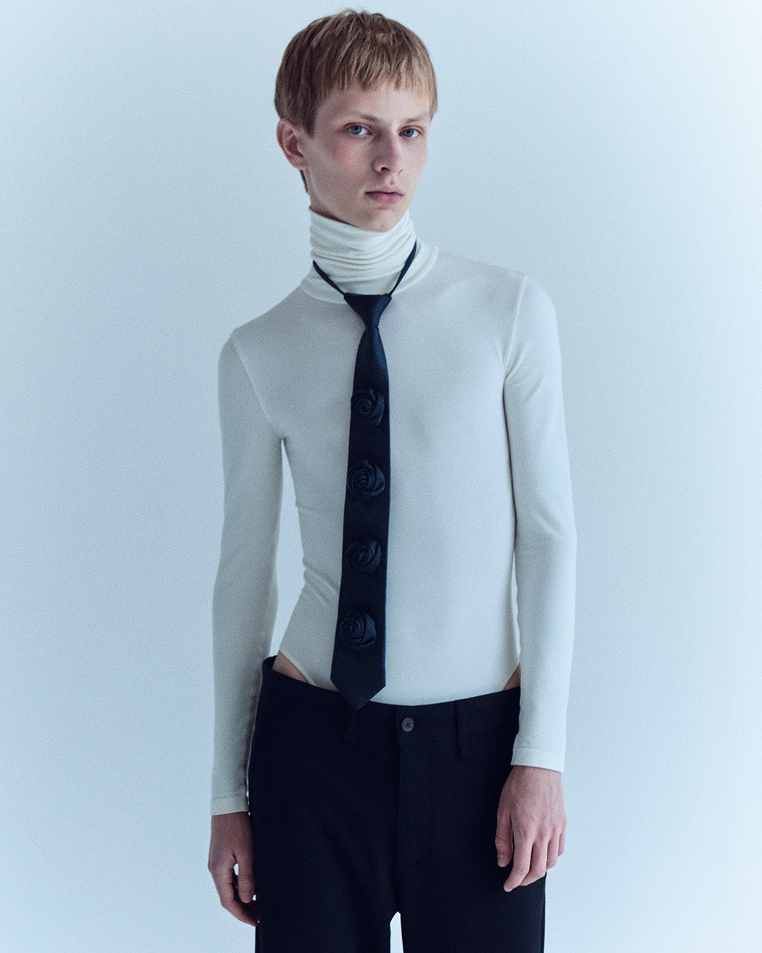 Rose rope tie (navy)