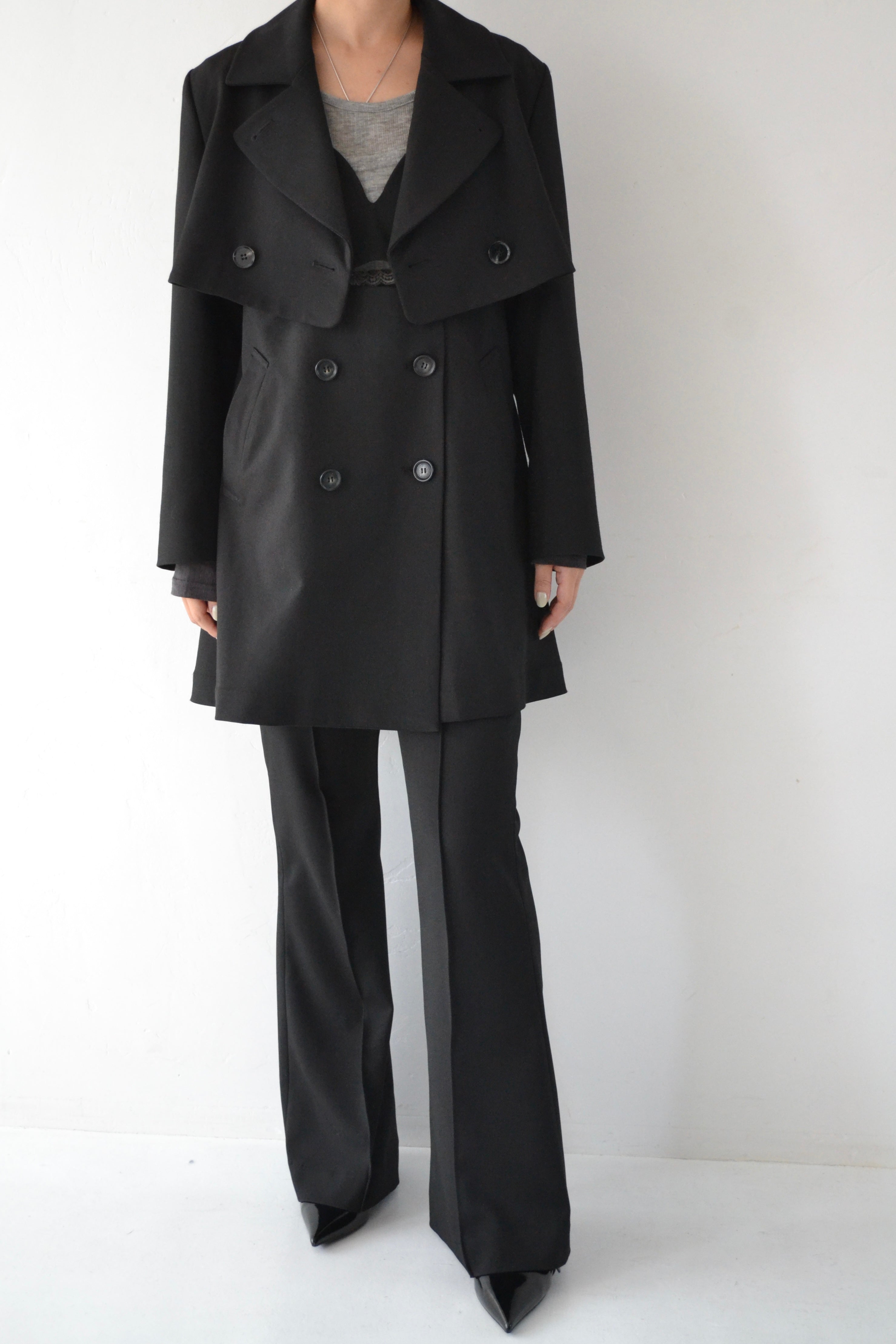 UNI lip slacks (black)