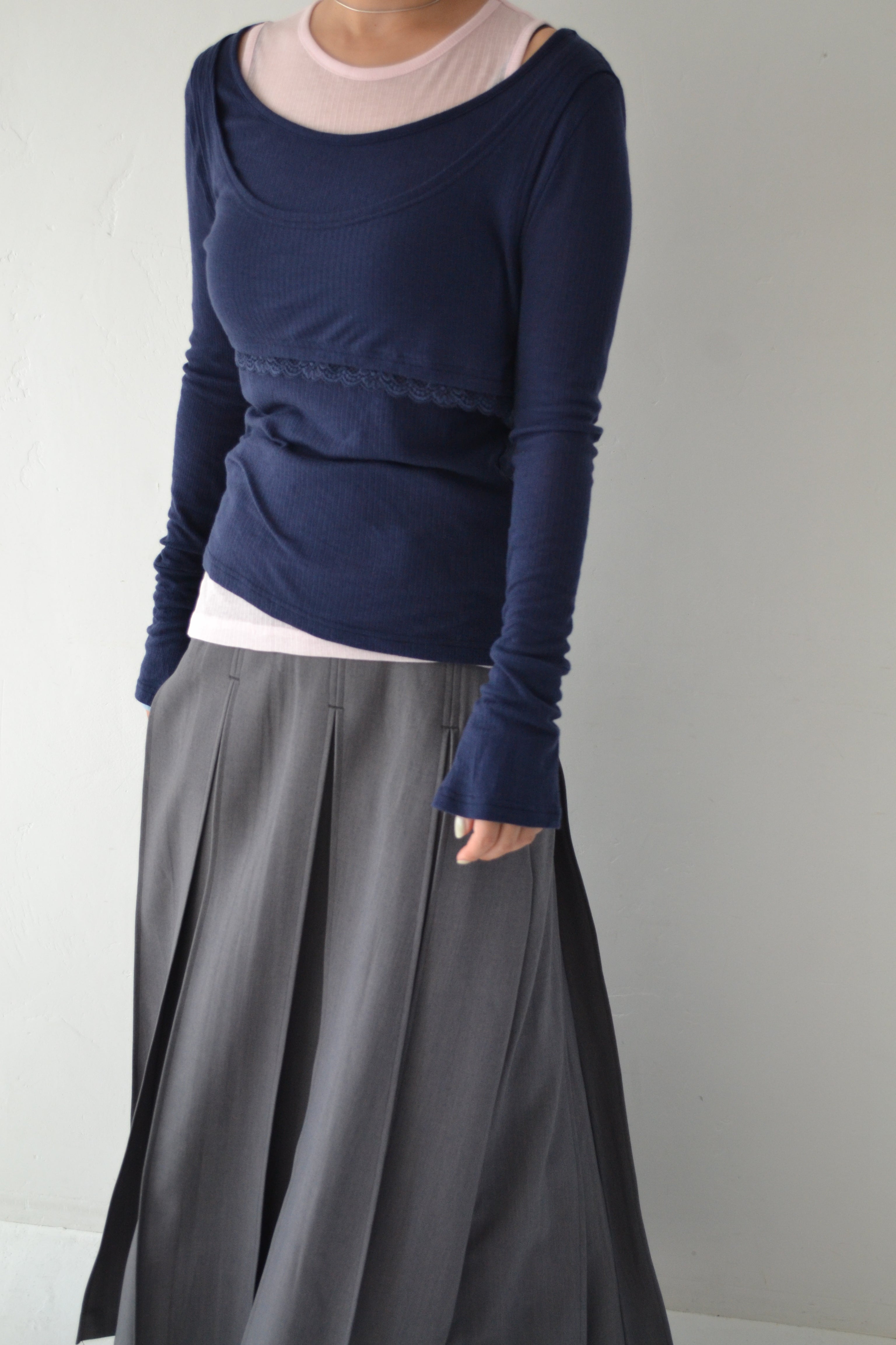 UNI pleats long skirt (gray)