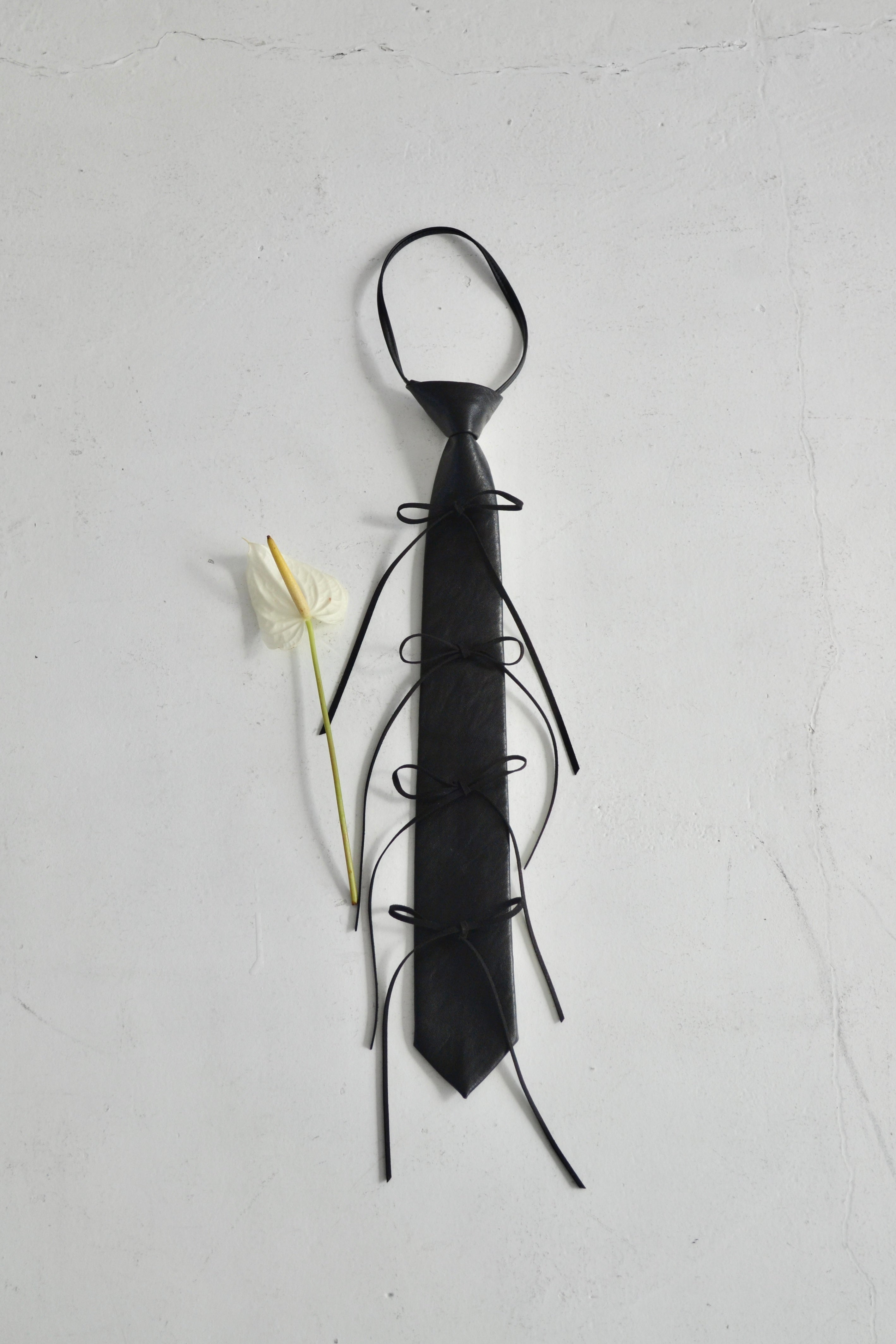 【 RONE PARC×renya 】 Leather ribbon rope tie (black)