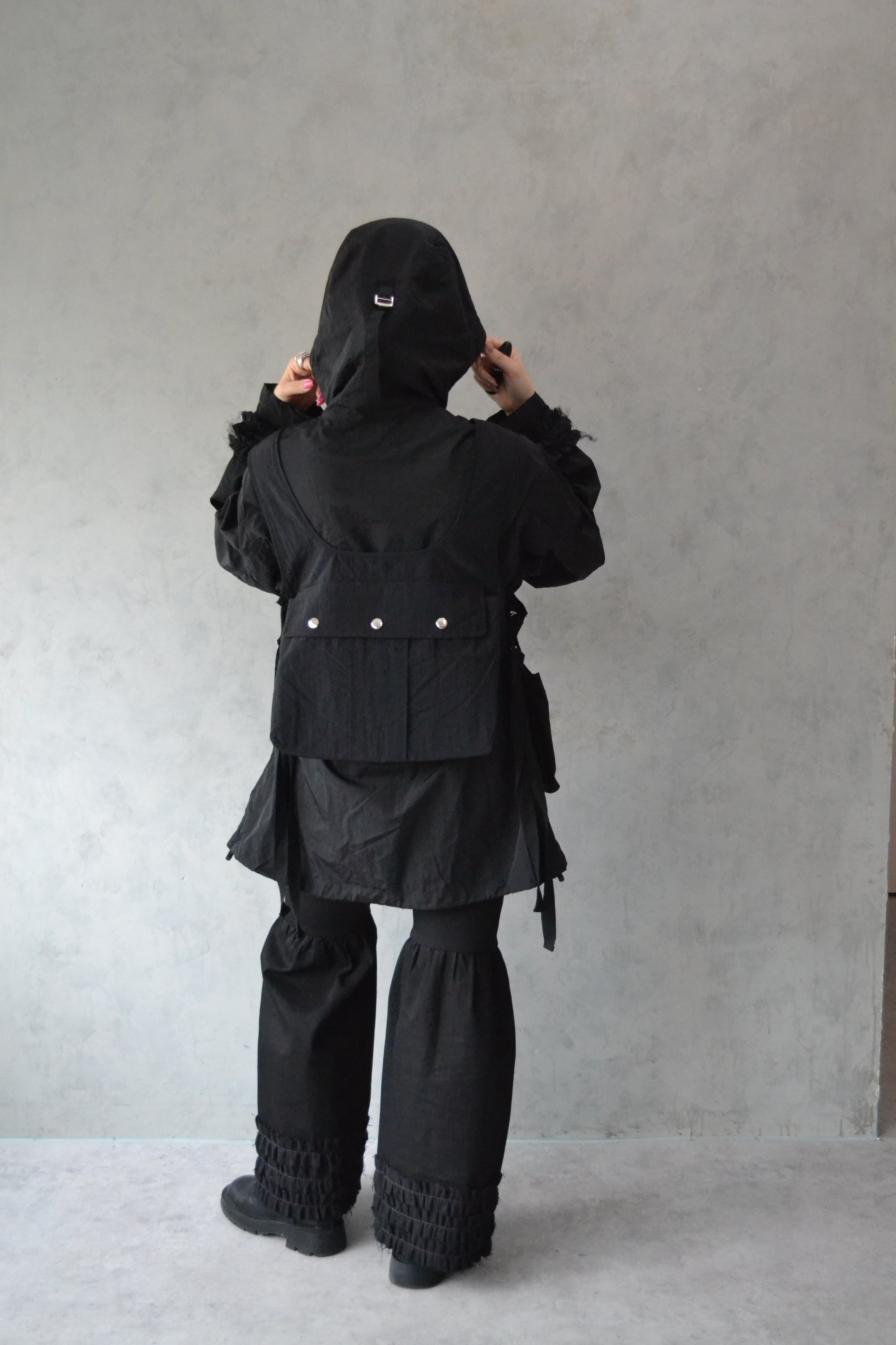 Utility multi pocket vest (black)