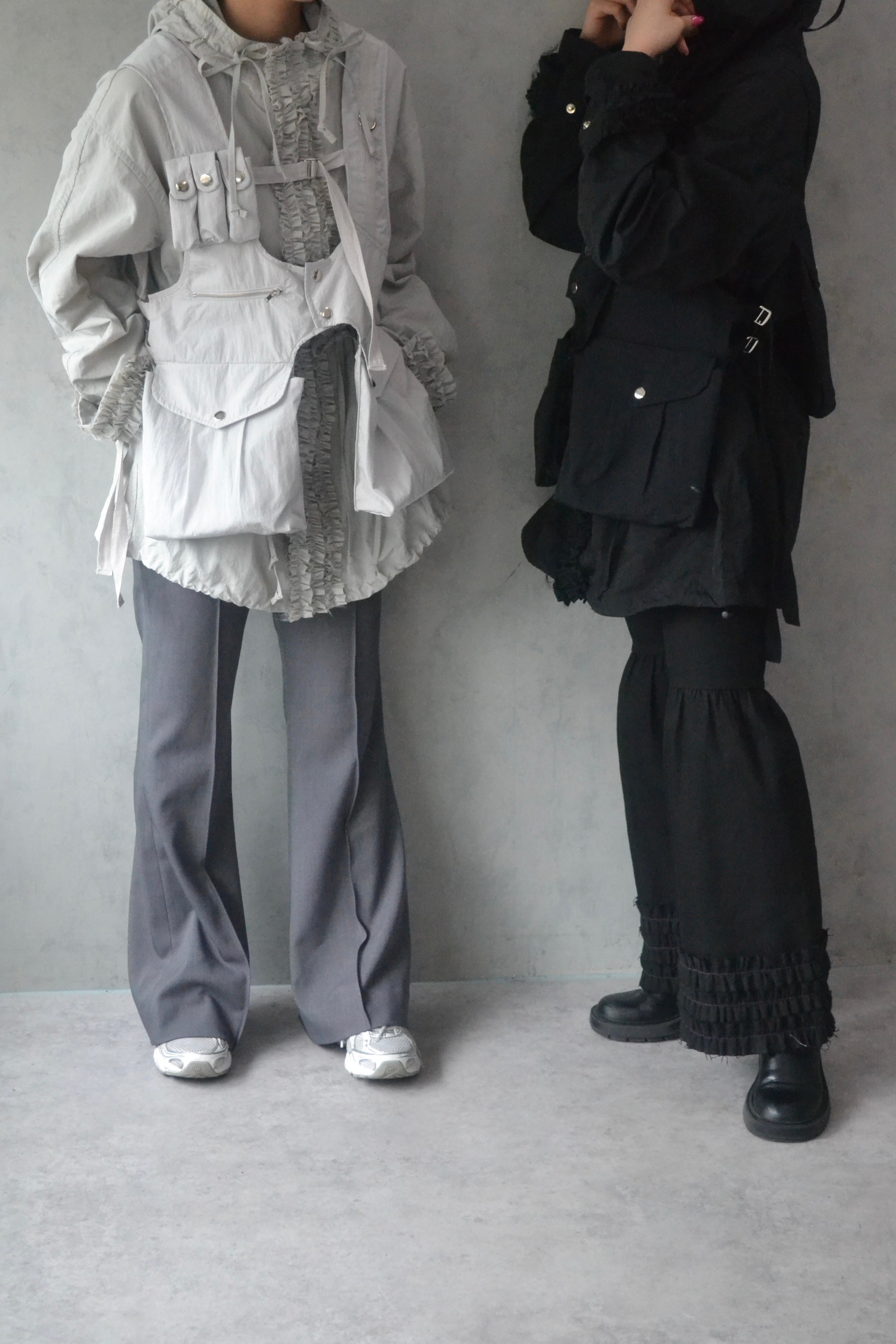 Utility multi pocket vest (white gray)