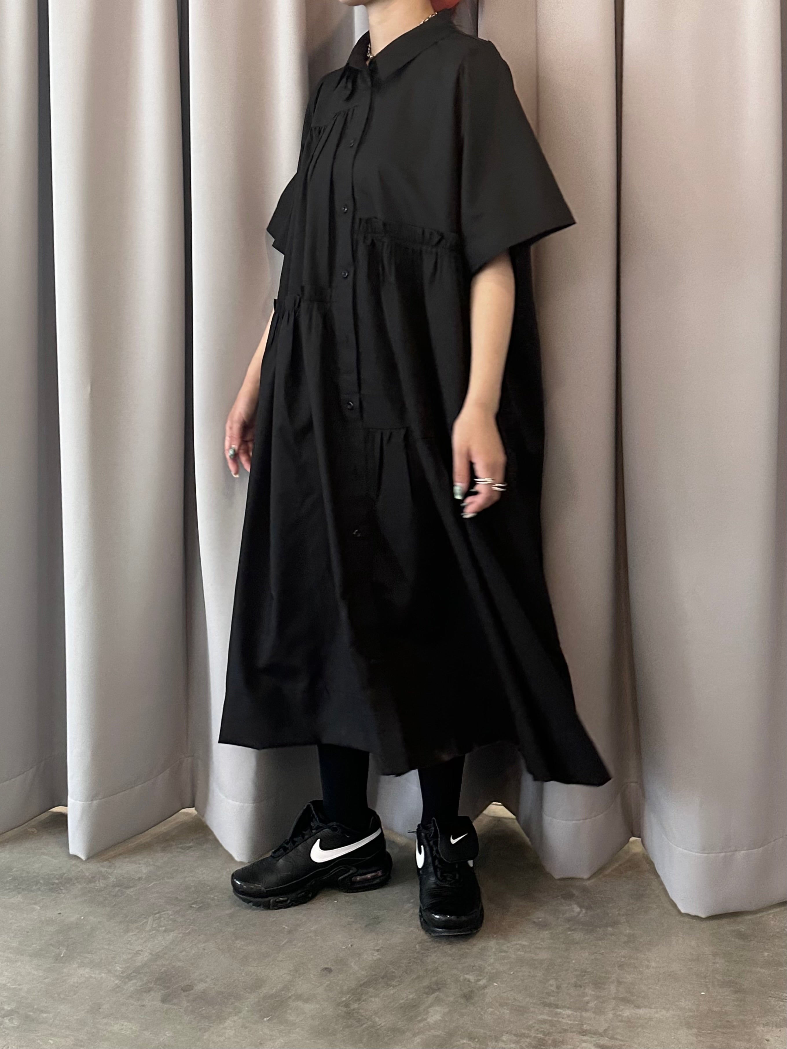 Tiered shirt dress (black)