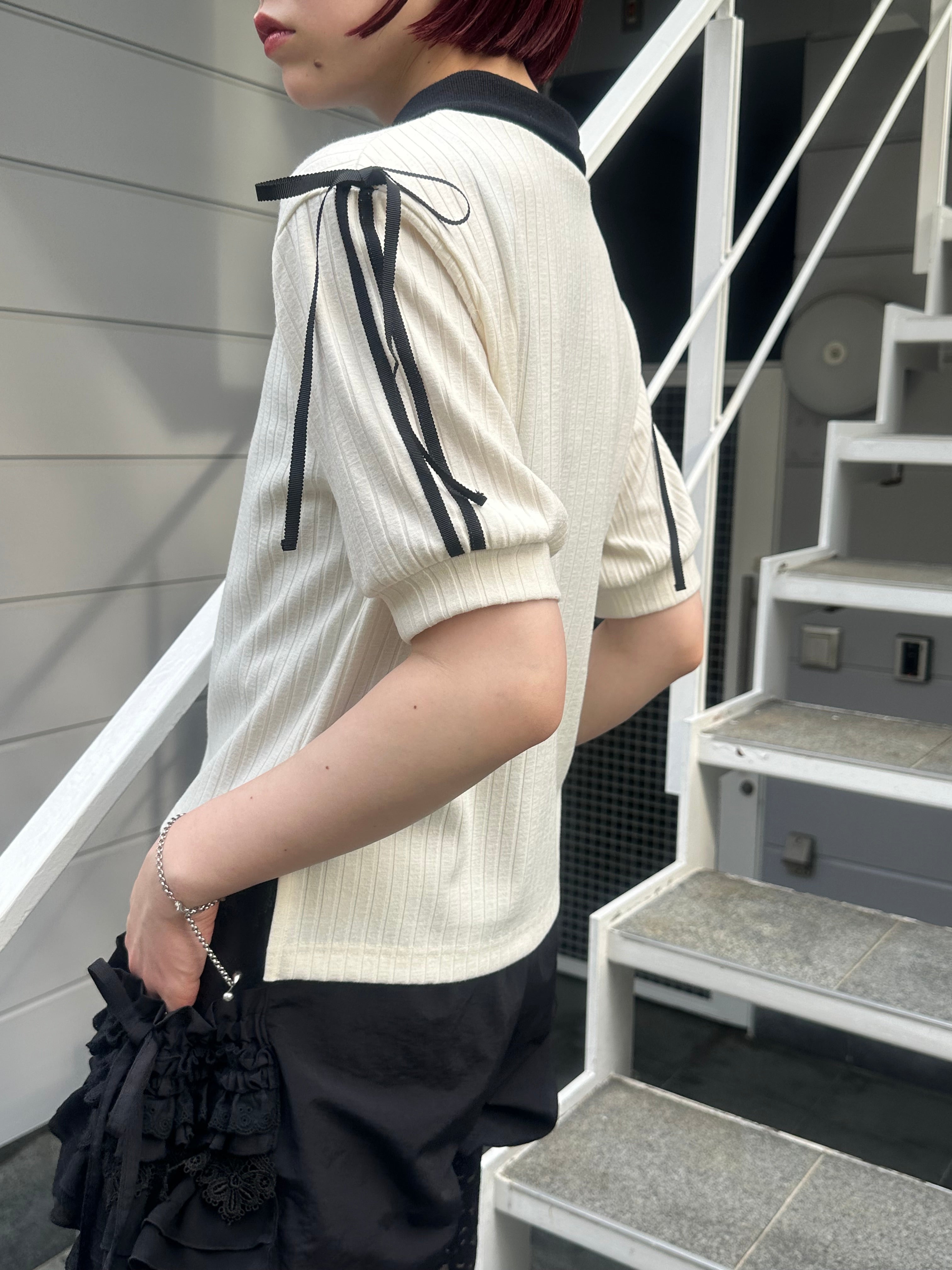 Ribbon shoulder knit polo shirt (offwhite)