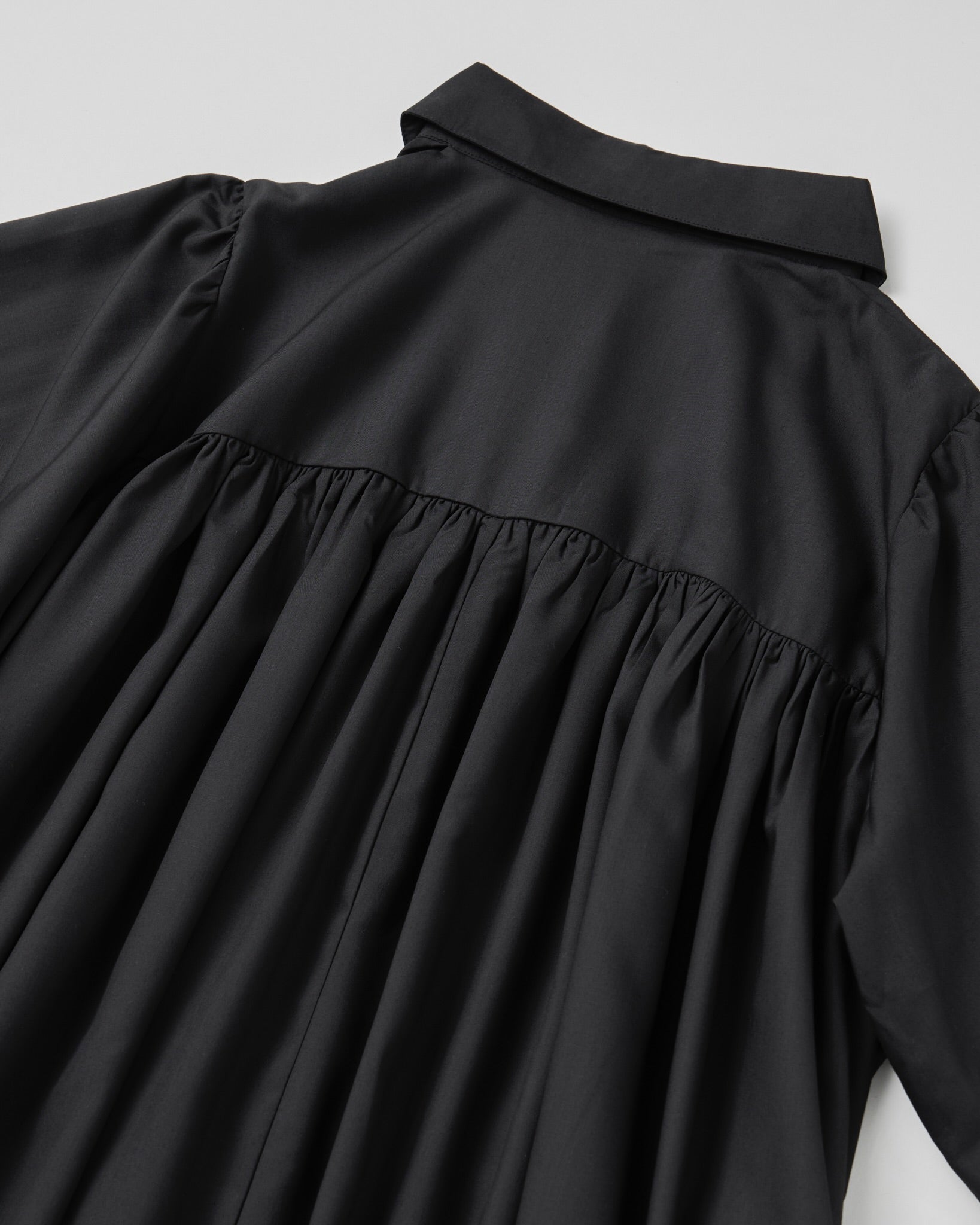 Tiered shirt dress (black)