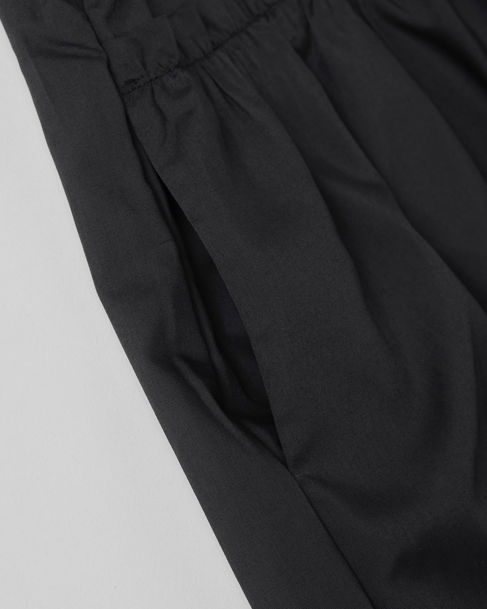 Tiered shirt dress (black)