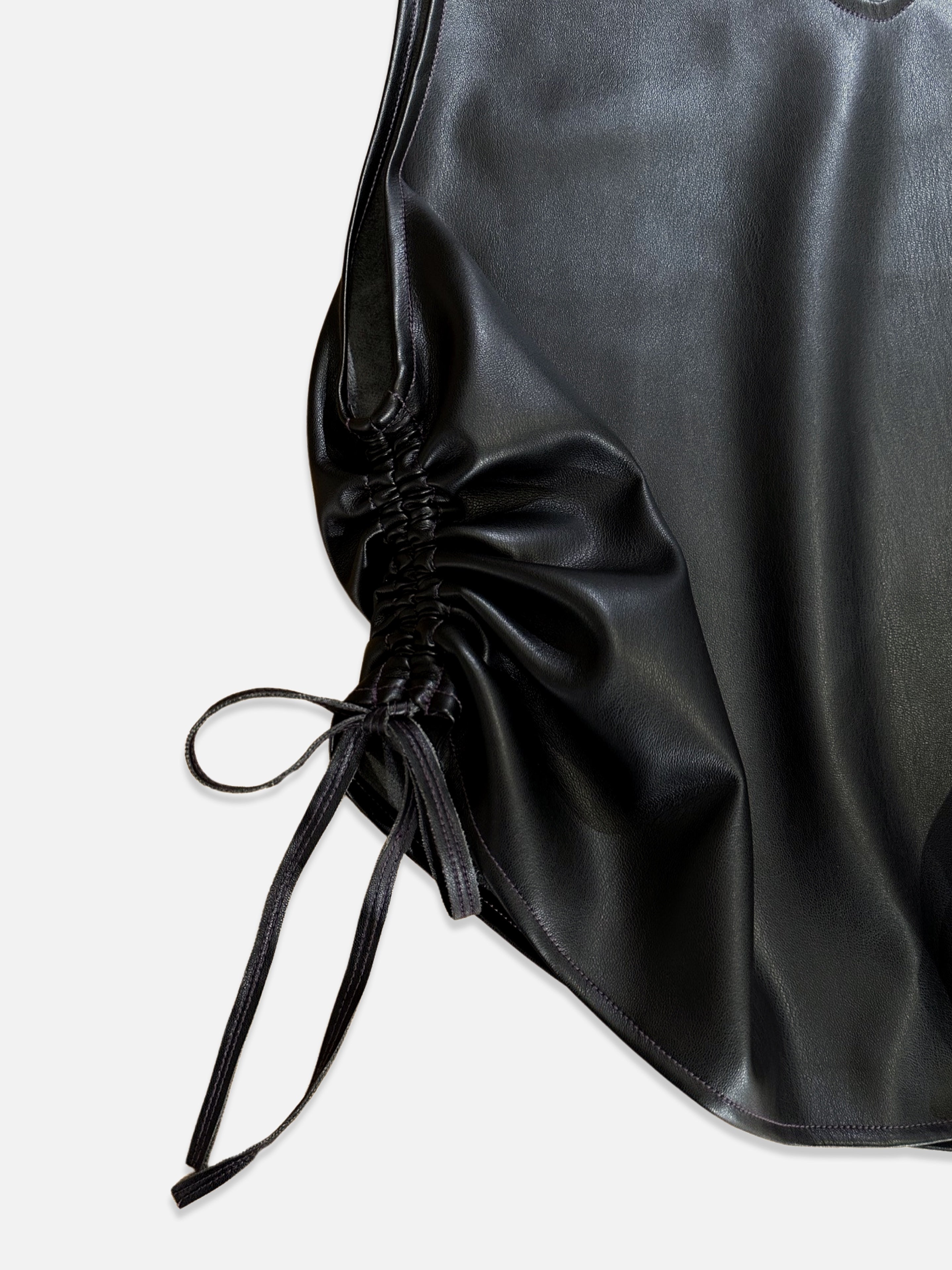 Shirring leather vest