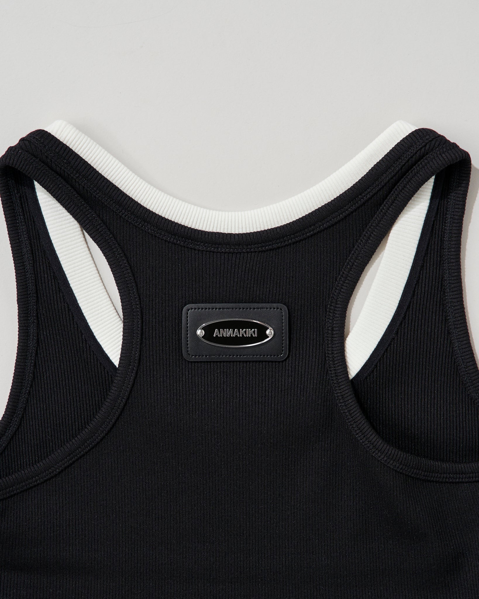 Rib Knit Contrast Tank Top(black)