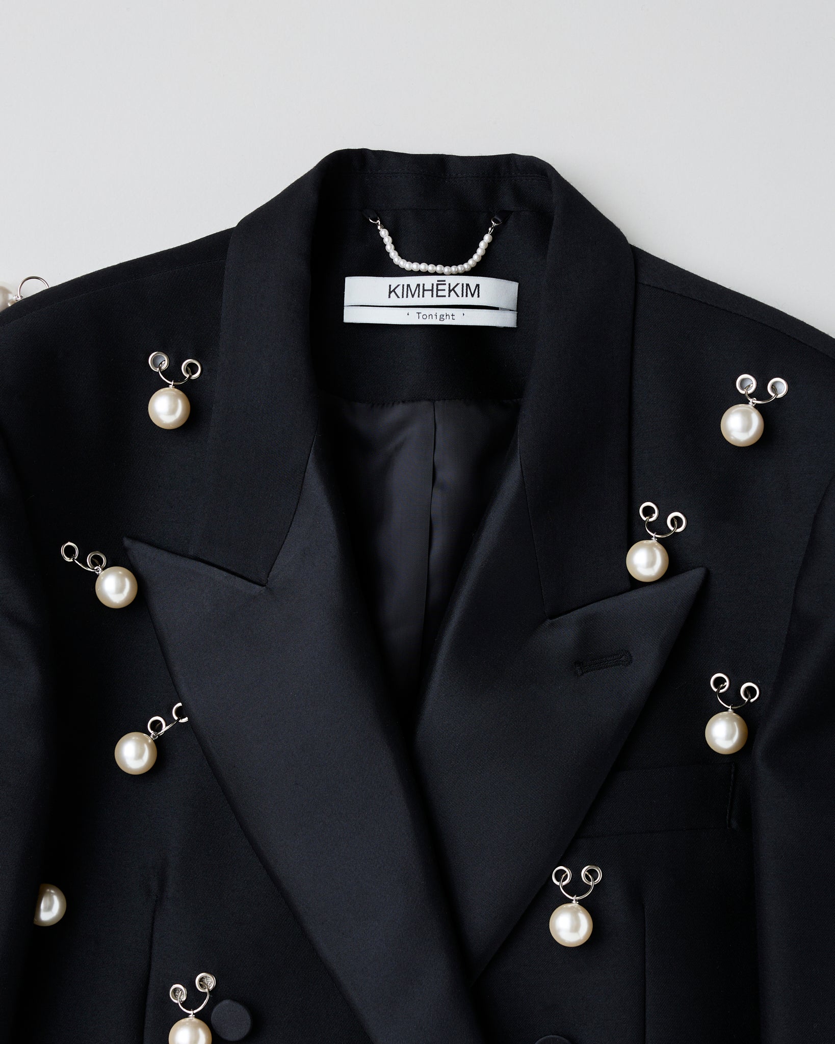 Pearl embellished wool silk tuxedo jacket