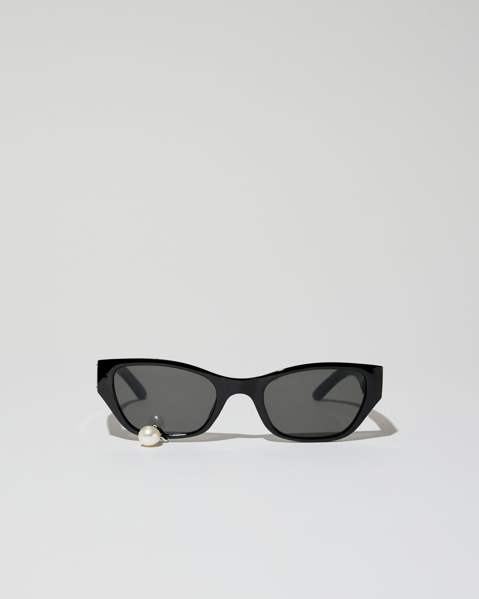 Pearl tear cat-eye acetate sunglasses