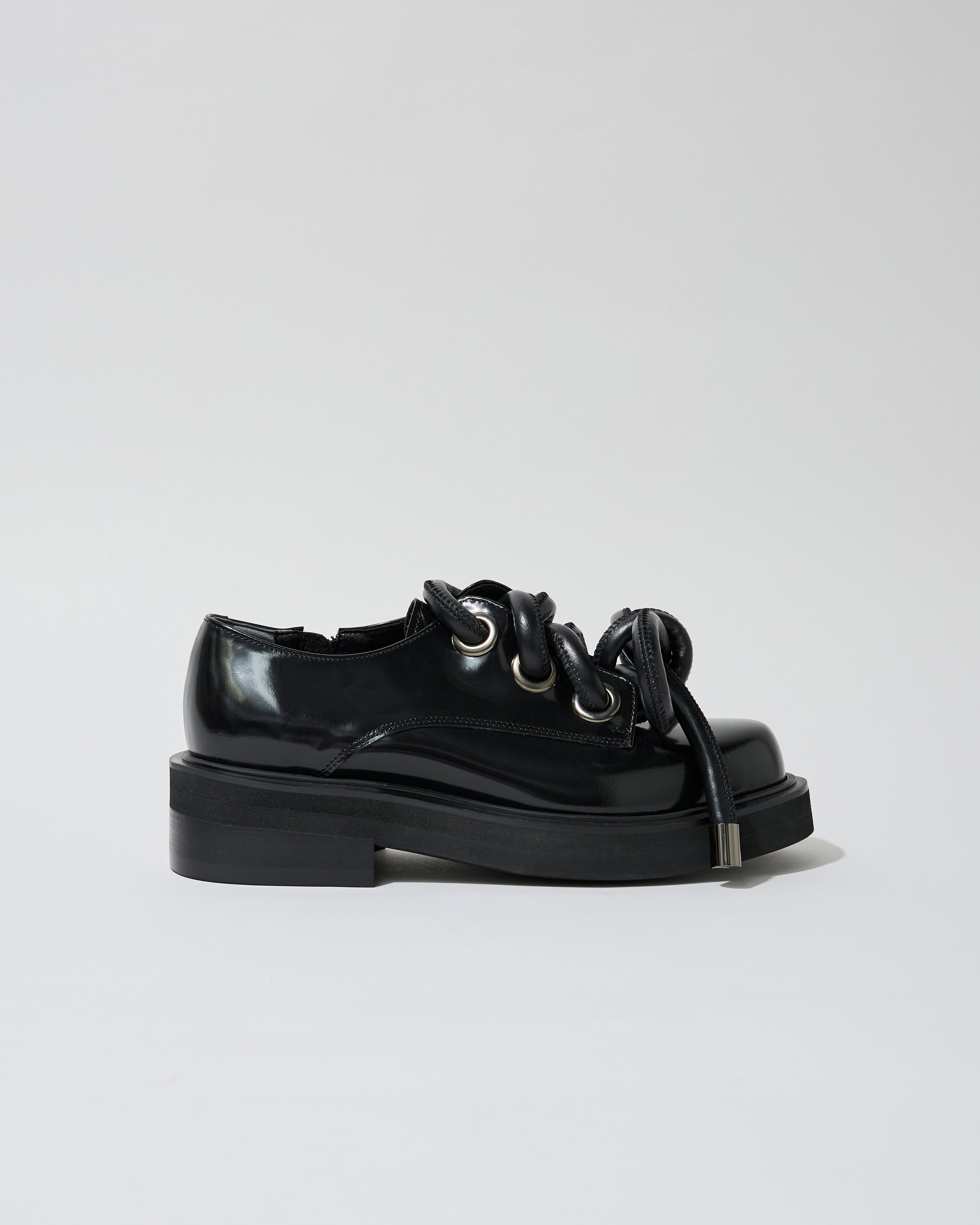 MAEDEUP DERBY(BLACK)