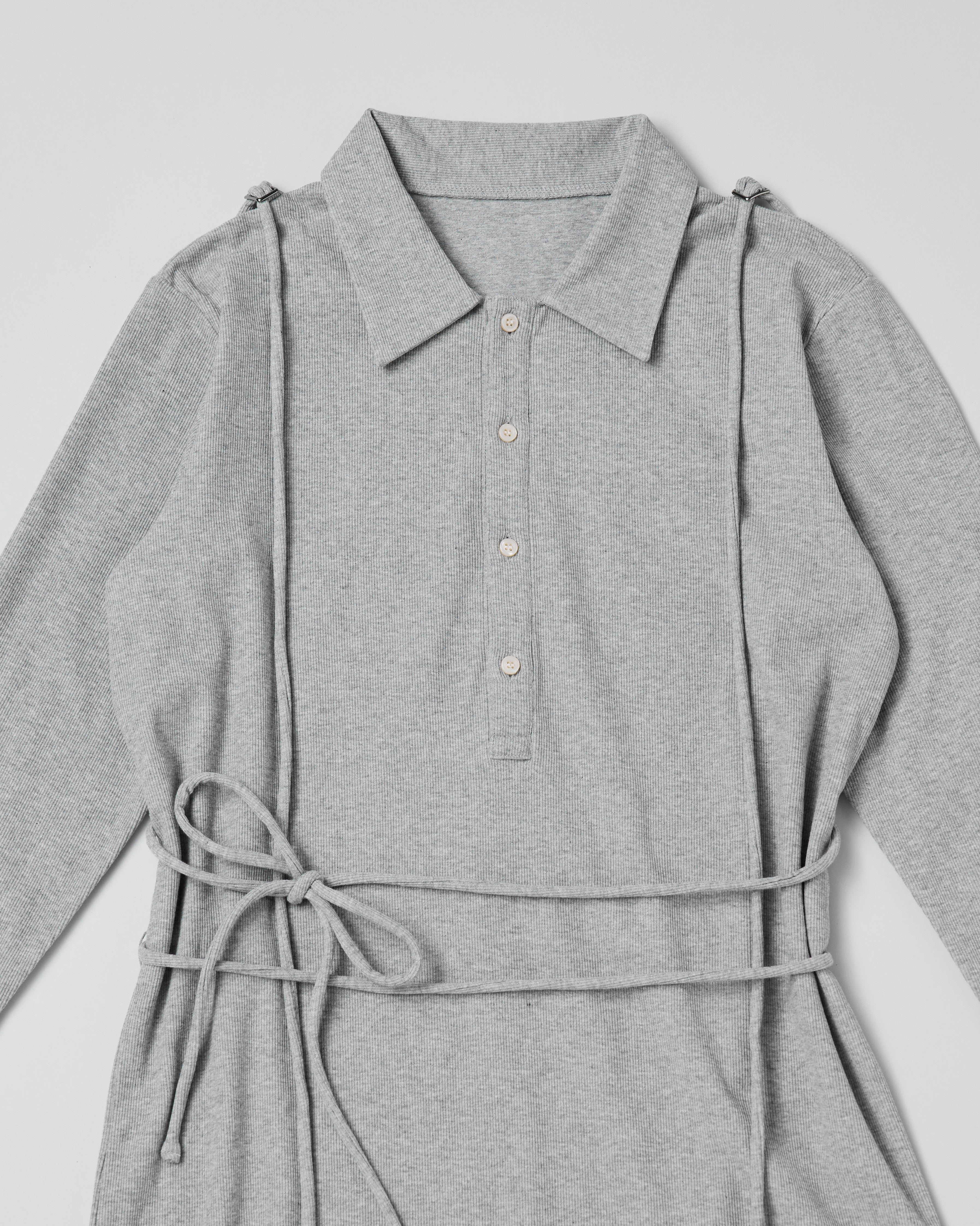 Lace-up polo shirt (gray)