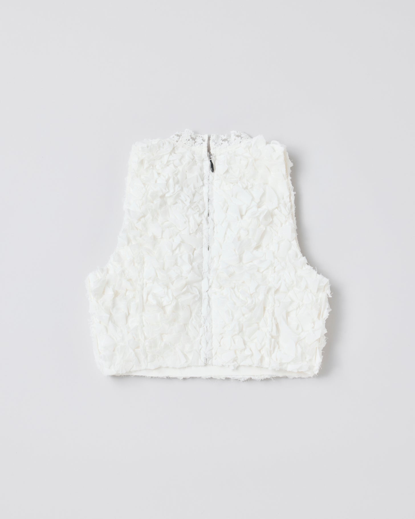 Ruffle Trim Sleeveless Top(White)