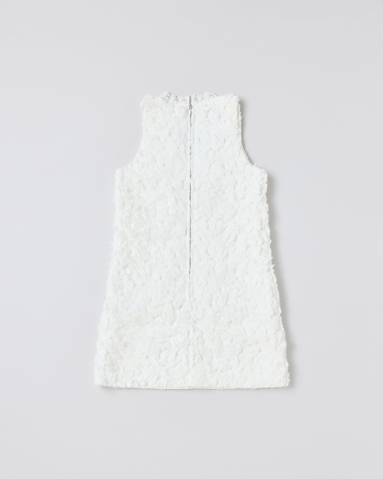 Ruffle Detail Heart Neckline Dress(White)