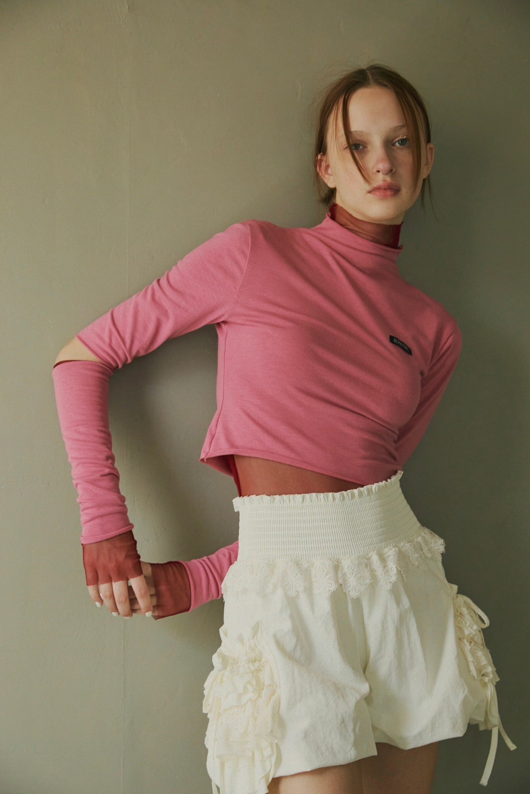 Multiway turtleneck top (pink×red)