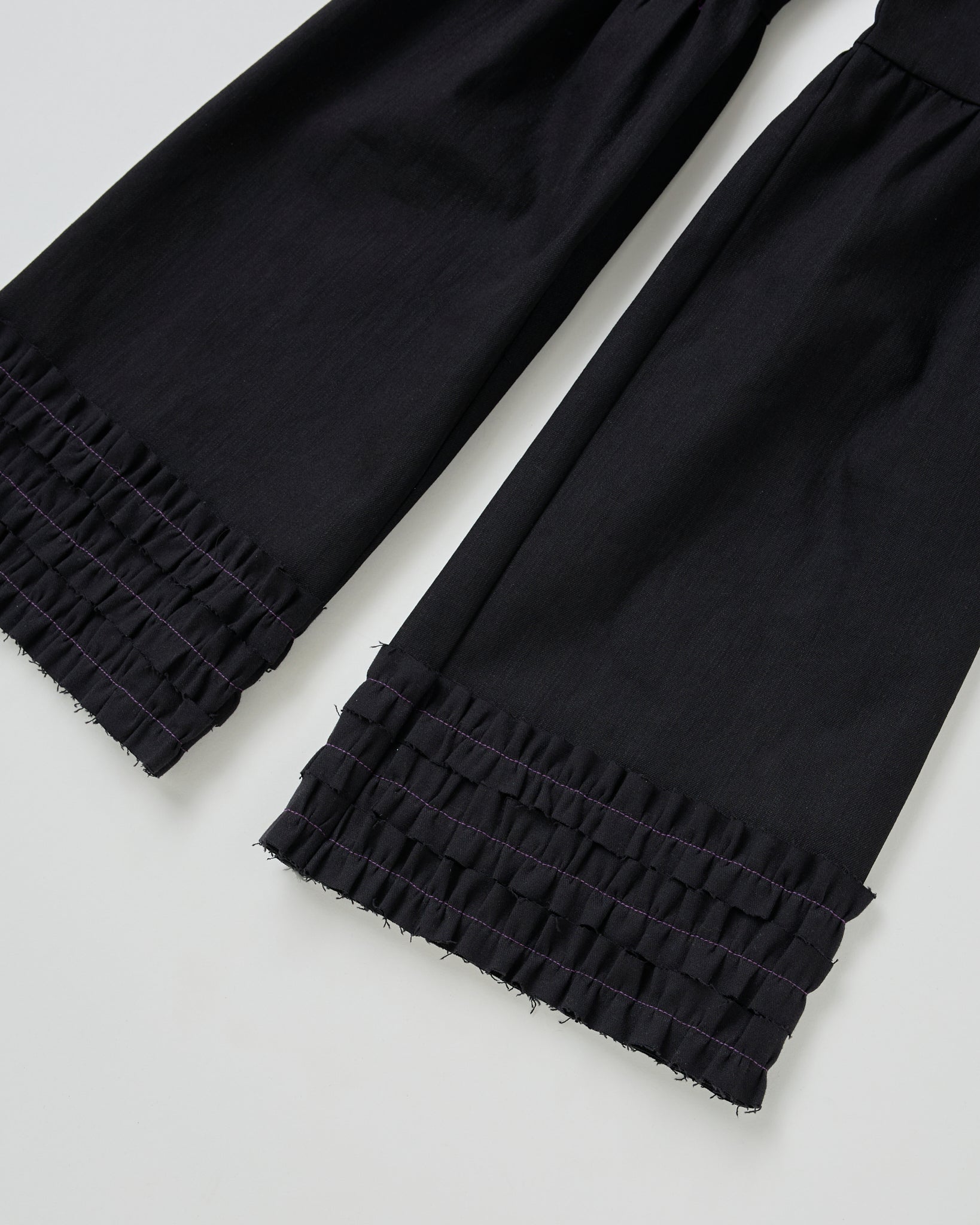 Hem frill skinny flare denim (black)