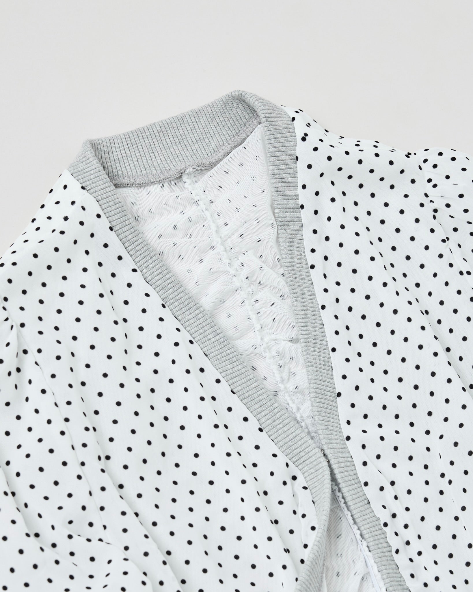 Polka dot gather cardigan (white)